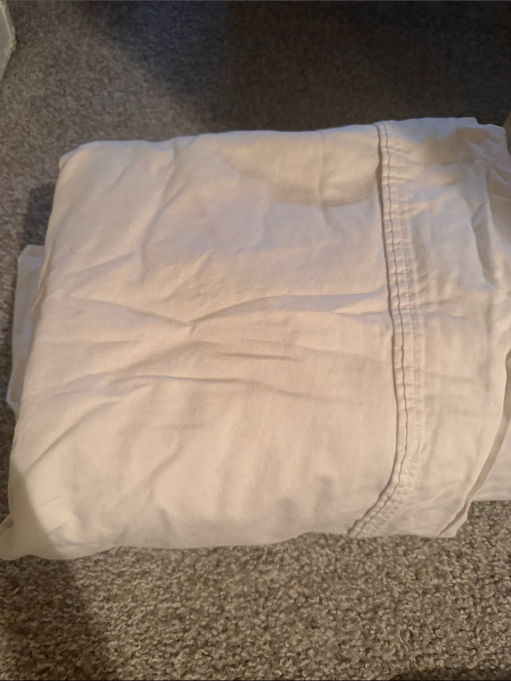 3 Classic White flat bed sheets  - Neutral Bedding